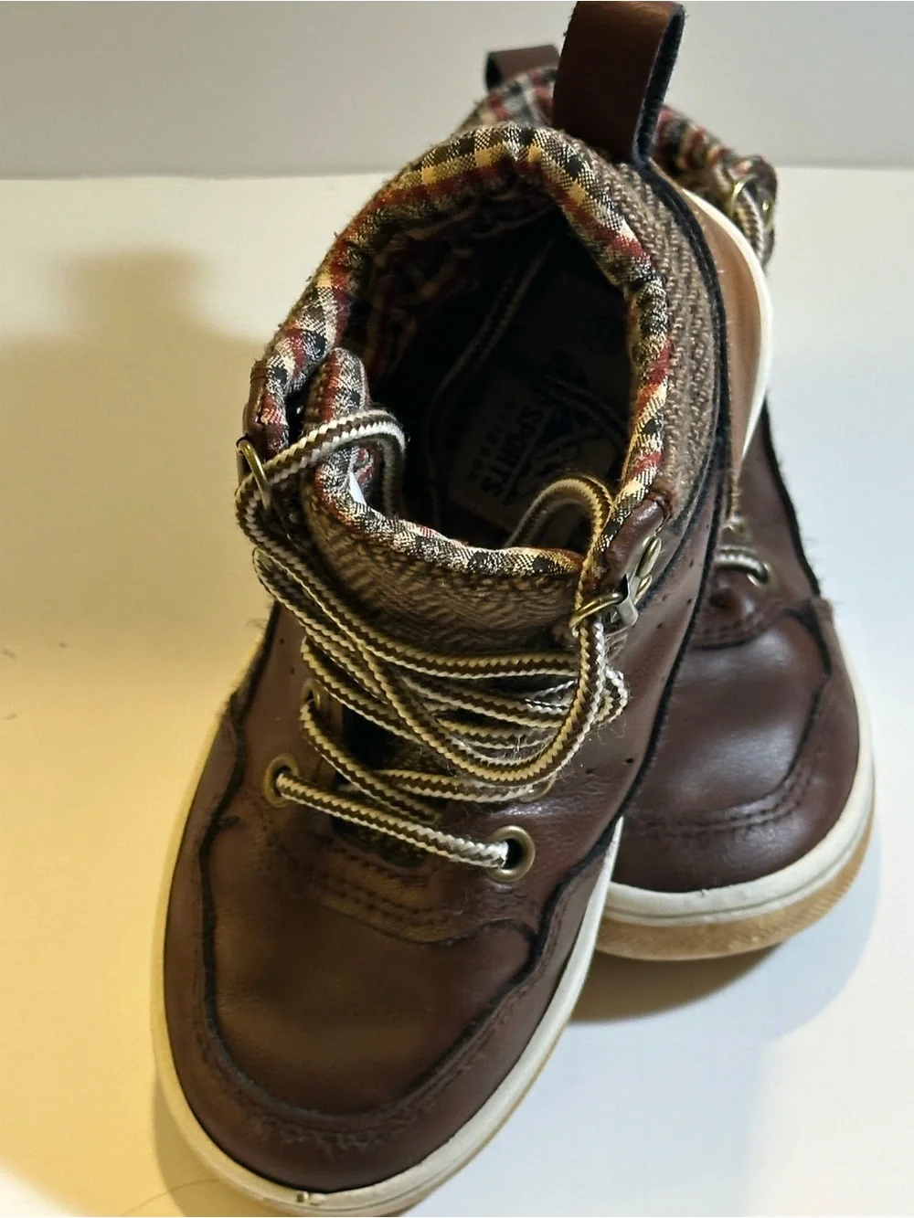 Kids Brown High Top Sneaker Boots Size 11 Lace Up Zip Plaid Lined